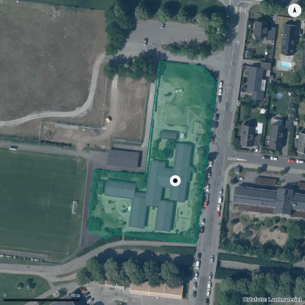 Flygbild över Runstyckets Förskola, ortofoto från Lantmäteriet