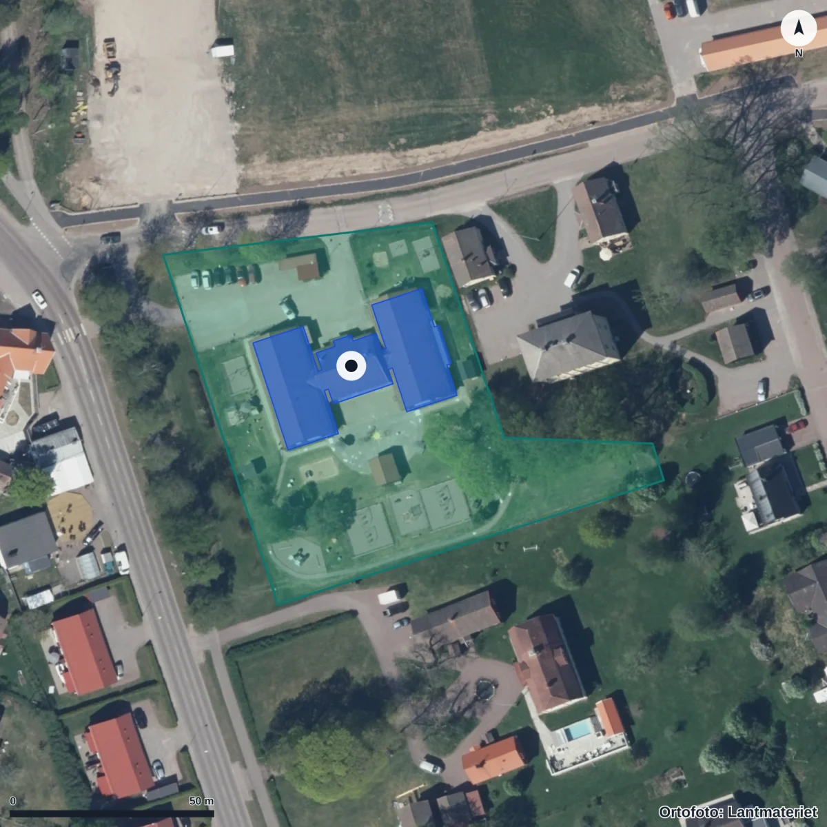 Flygbild över Förskolan Rosen, ortofoto från Lantmäteriet