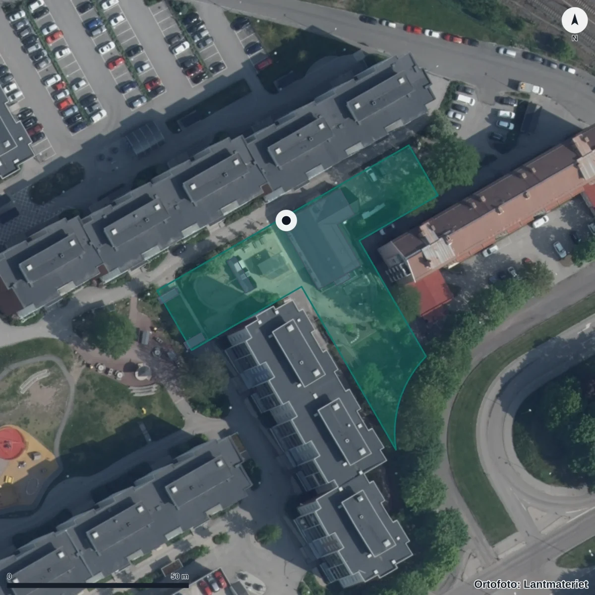 Flygbild över Skräddargården, ortofoto från Lantmäteriet