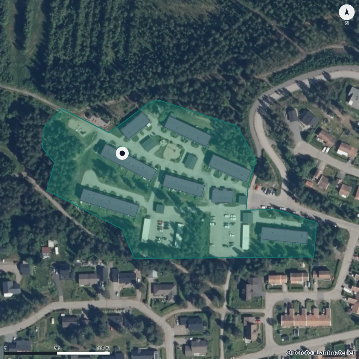 Flygbild över Dundrets Förskola Ek. Förening, ortofoto från Lantmäteriet
