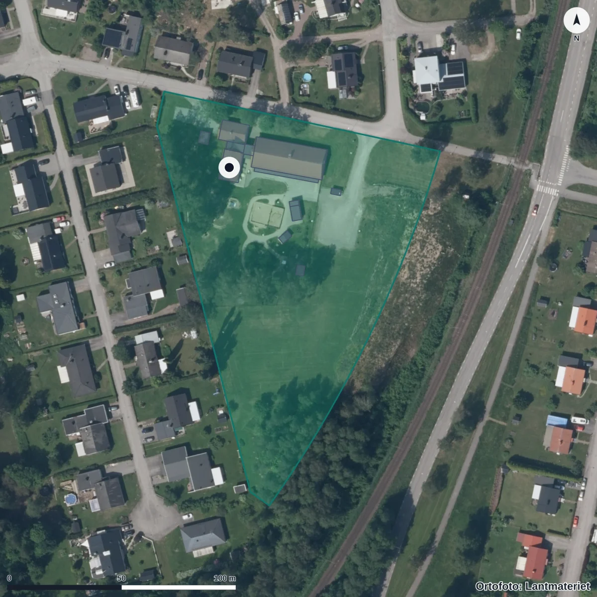 Flygbild över Förskolan Vibytorp, ortofoto från Lantmäteriet