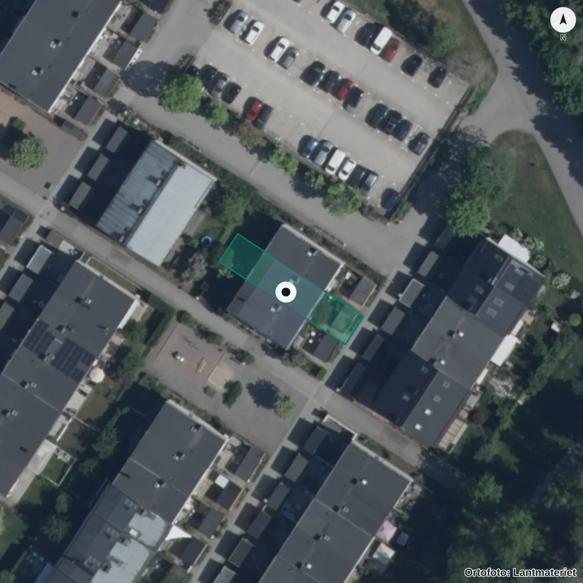 Flygbild över I Ur Och Skur Grönlingen, ortofoto från Lantmäteriet