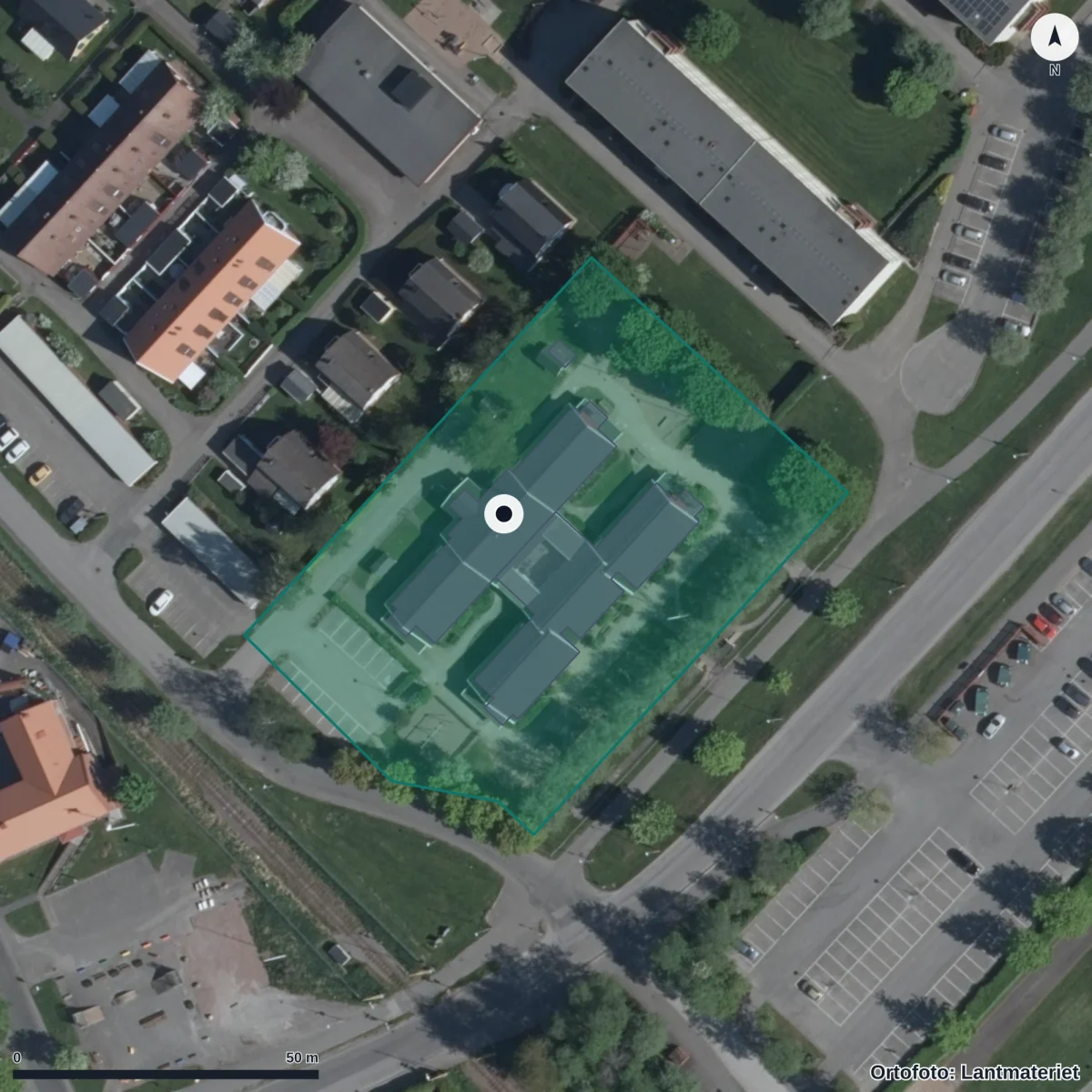Flygbild över Förskolan Källeboda, ortofoto från Lantmäteriet