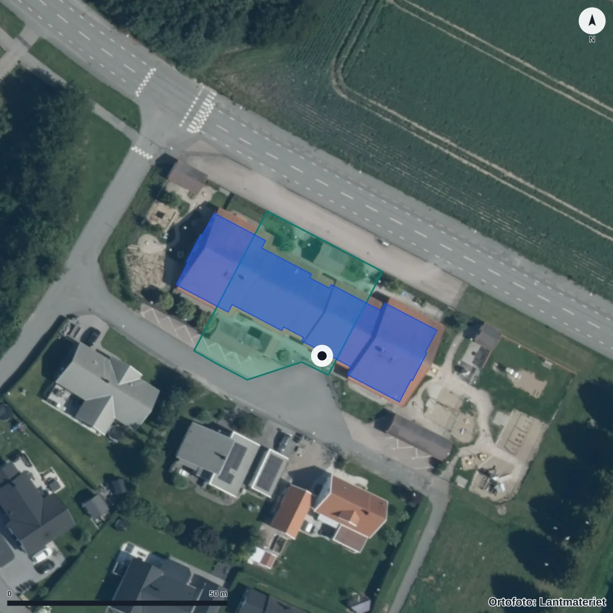 Flygbild över Kyrkängens Förskola, ortofoto från Lantmäteriet