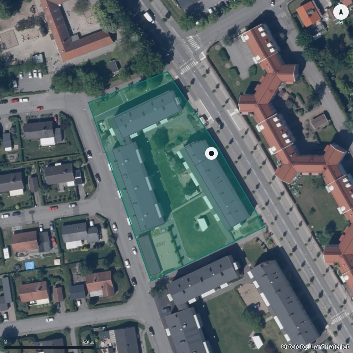 Flygbild över Ystad Montessori Ekonomisk Förening, ortofoto från Lantmäteriet