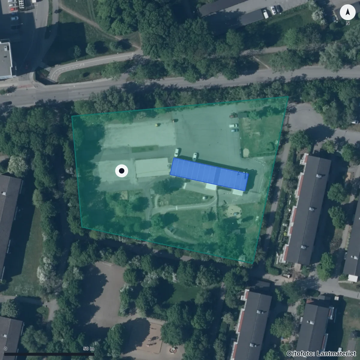 Flygbild över Förskolan Tofsvipan, ortofoto från Lantmäteriet