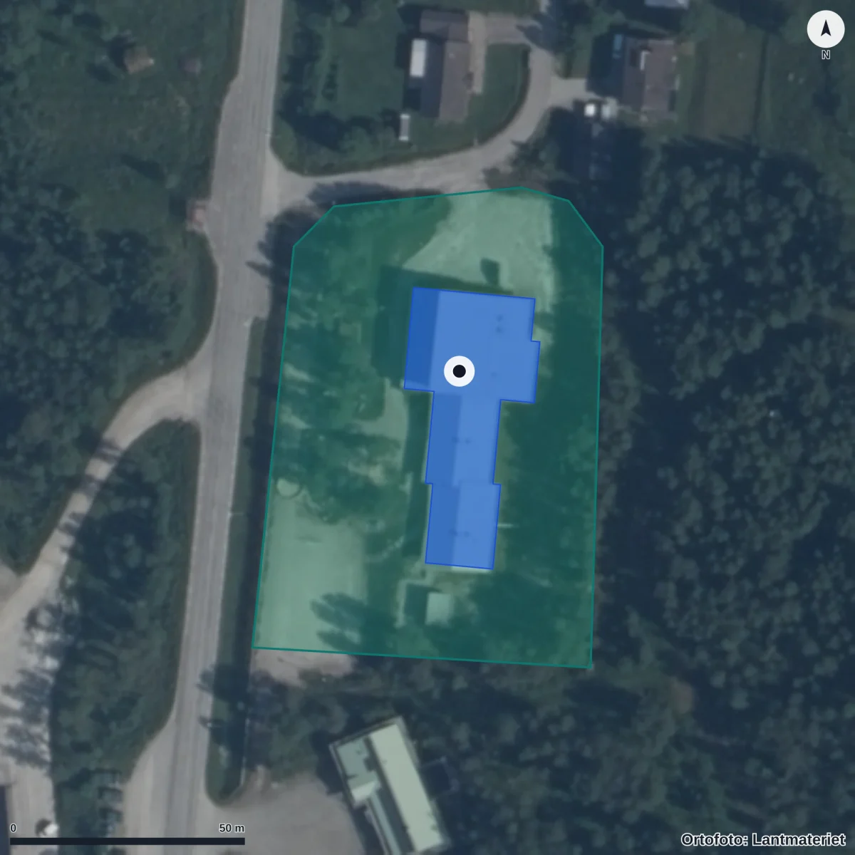 Flygbild över Bruksvallarnas Förskola, ortofoto från Lantmäteriet