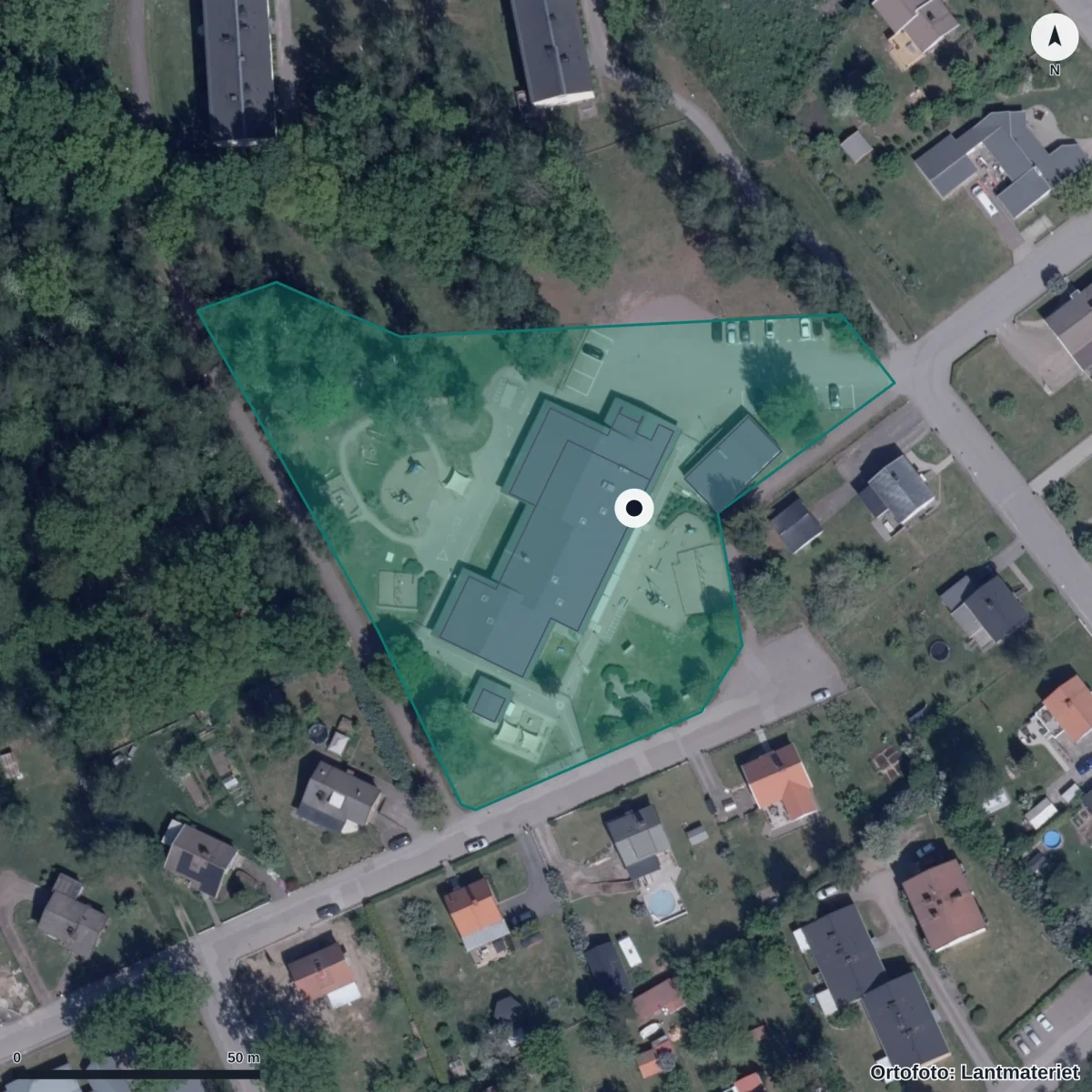 Flygbild över Madesjö Förskola, ortofoto från Lantmäteriet
