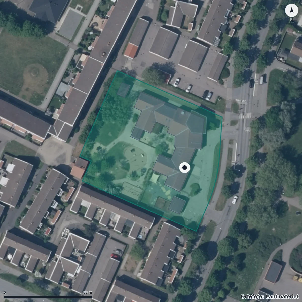 Flygbild över Diamantens Förskola, ortofoto från Lantmäteriet