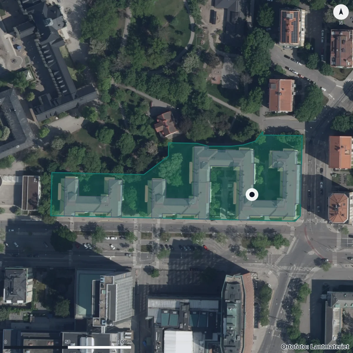 Flygbild över Förskolan Kabinen, ortofoto från Lantmäteriet