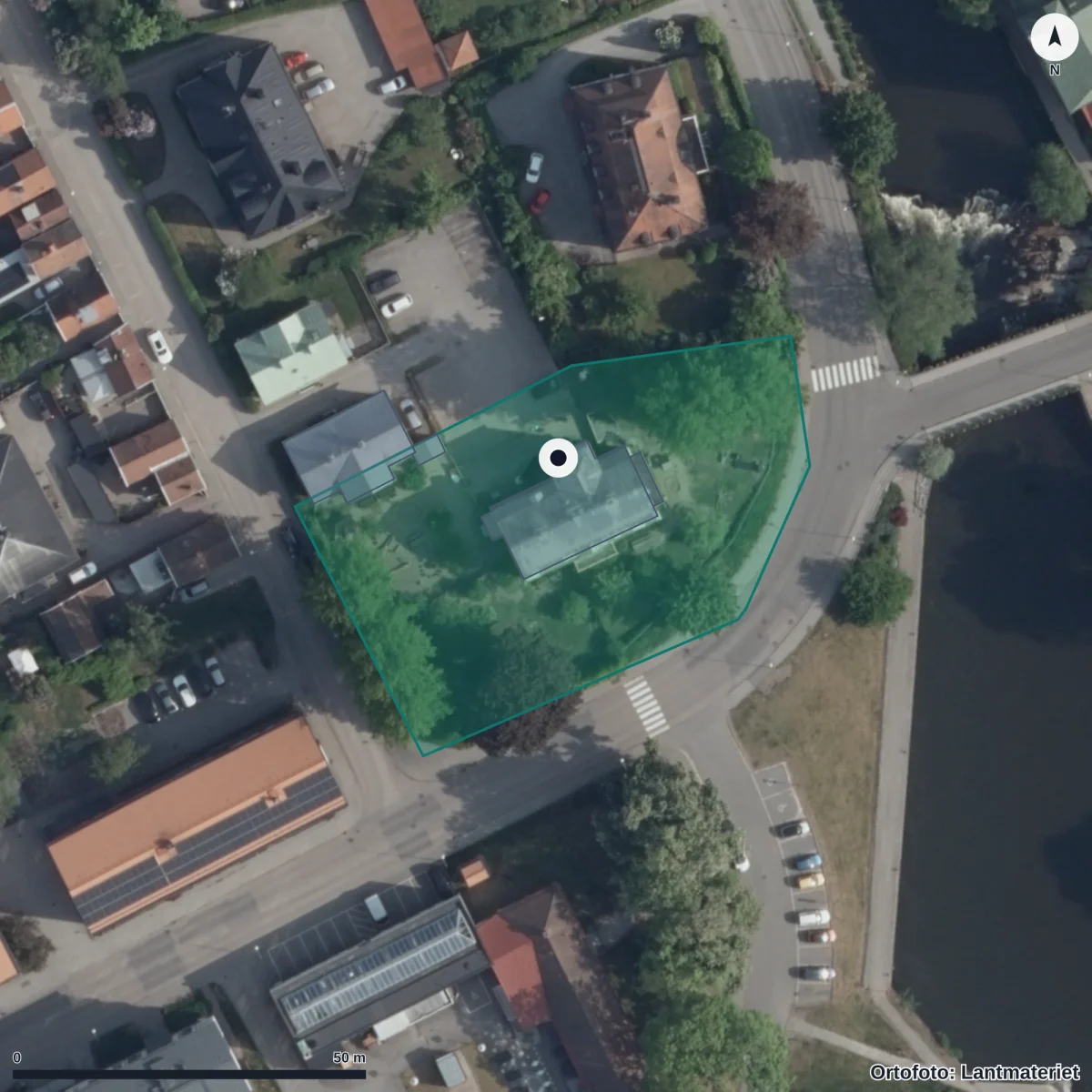 Flygbild över Waldorfförskolan I Nyk.ek.för, ortofoto från Lantmäteriet
