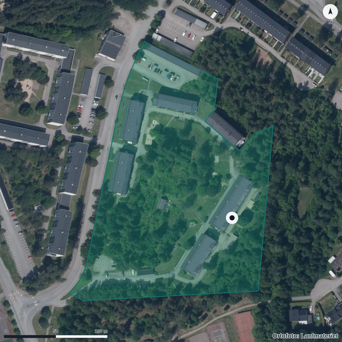 Flygbild över Bergets Förskola, ortofoto från Lantmäteriet