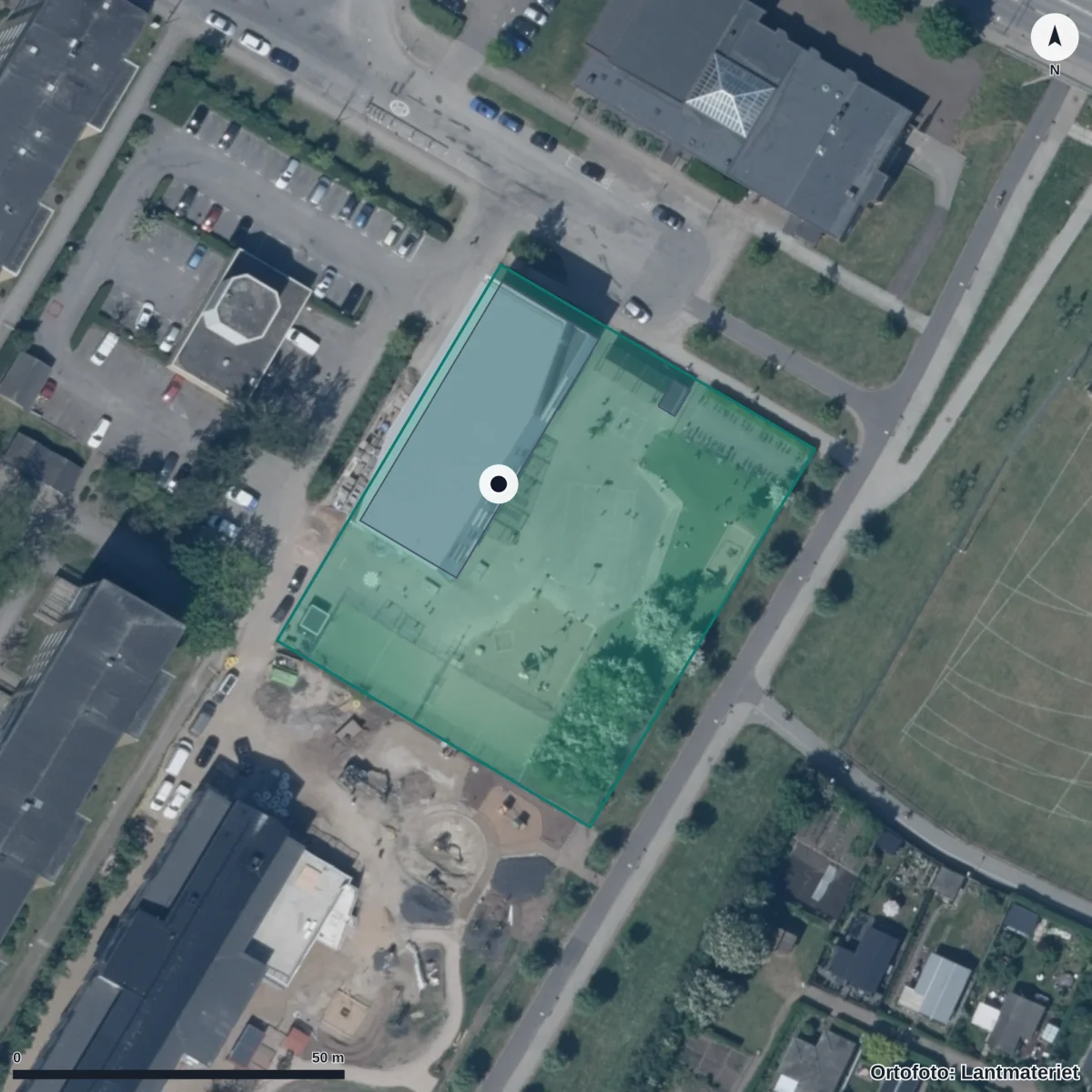 Flygbild över Mariaskolans Förskola Bellevue, ortofoto från Lantmäteriet