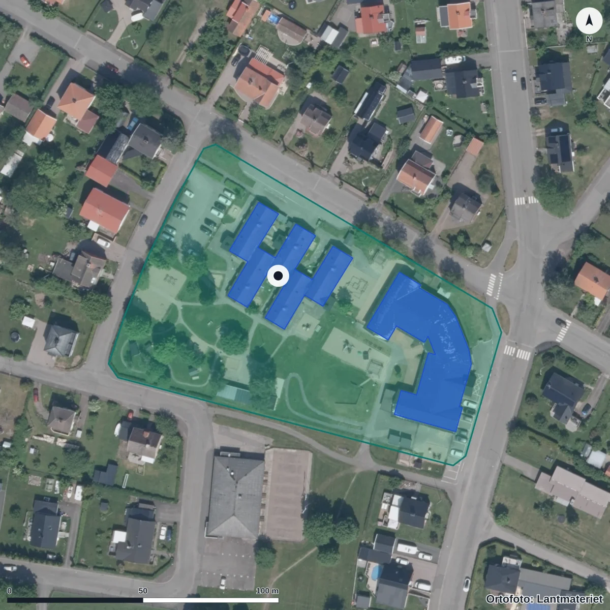 Flygbild över Förskolan Stallängen, ortofoto från Lantmäteriet