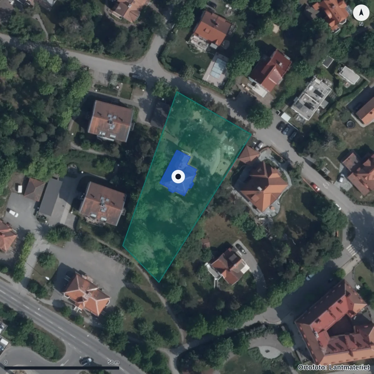 Flygbild över Lidingö Montessoriförskola, ortofoto från Lantmäteriet