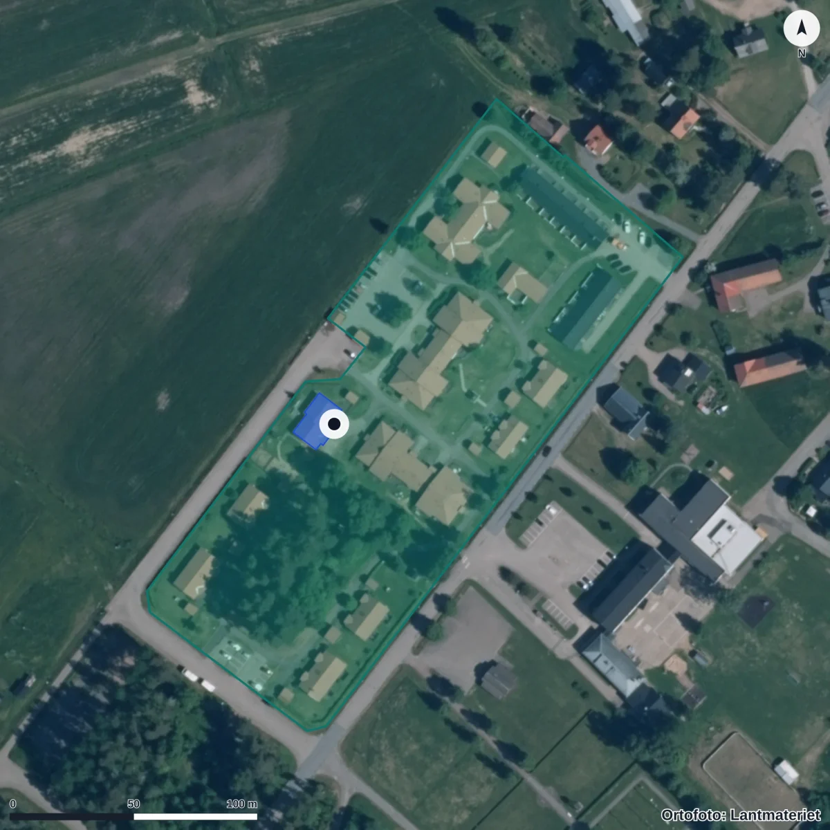 Flygbild över Lillgården Förskola, ortofoto från Lantmäteriet