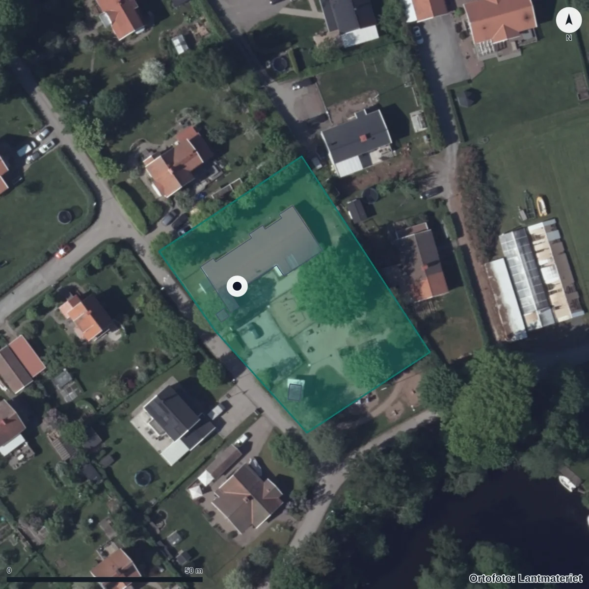 Flygbild över Åtorps Förskola, ortofoto från Lantmäteriet