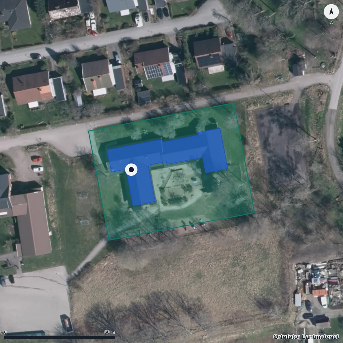 Aerial view of Hjärtums Förskola, orthophoto from Lantmäteriet