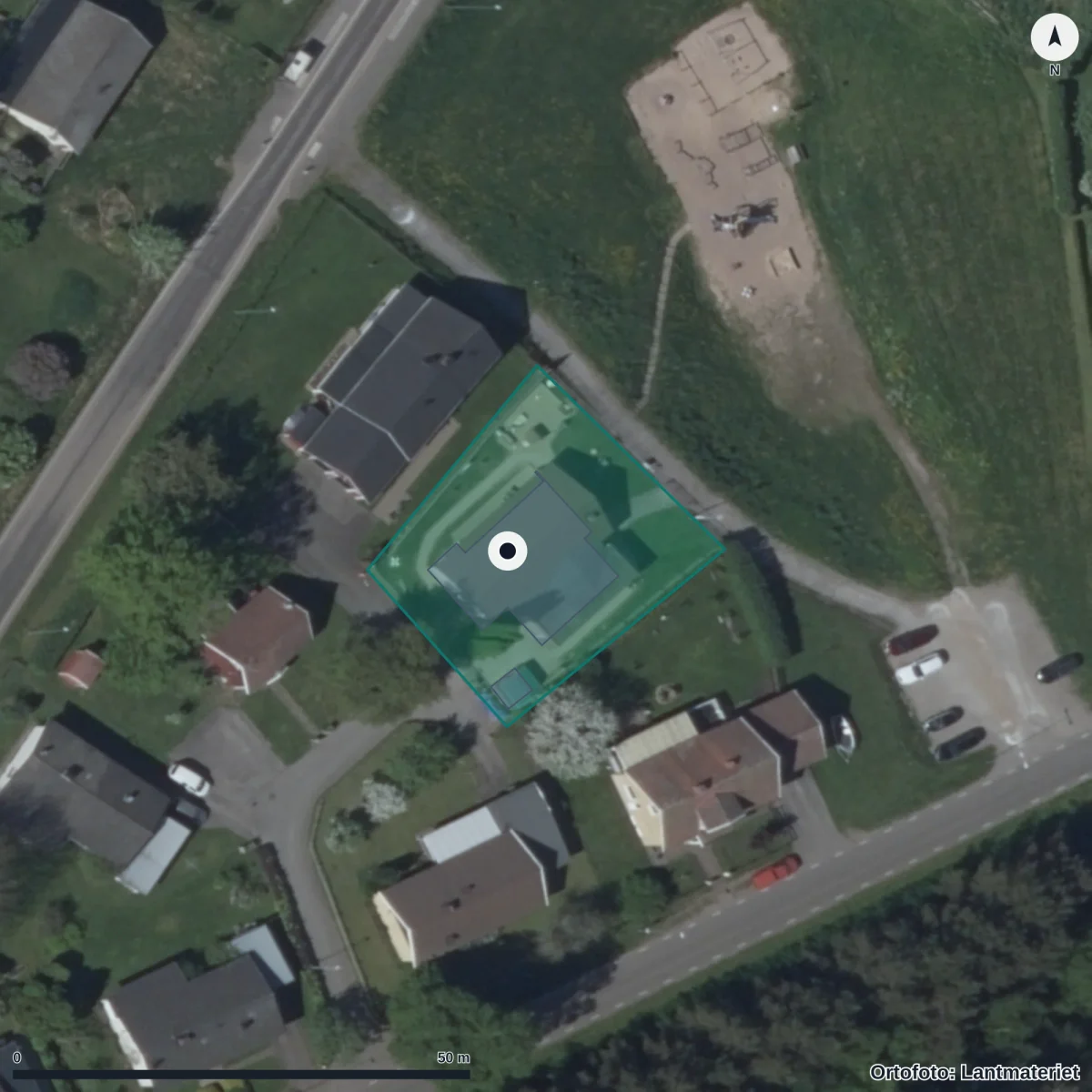 Flygbild över Förskolan Millan, ortofoto från Lantmäteriet