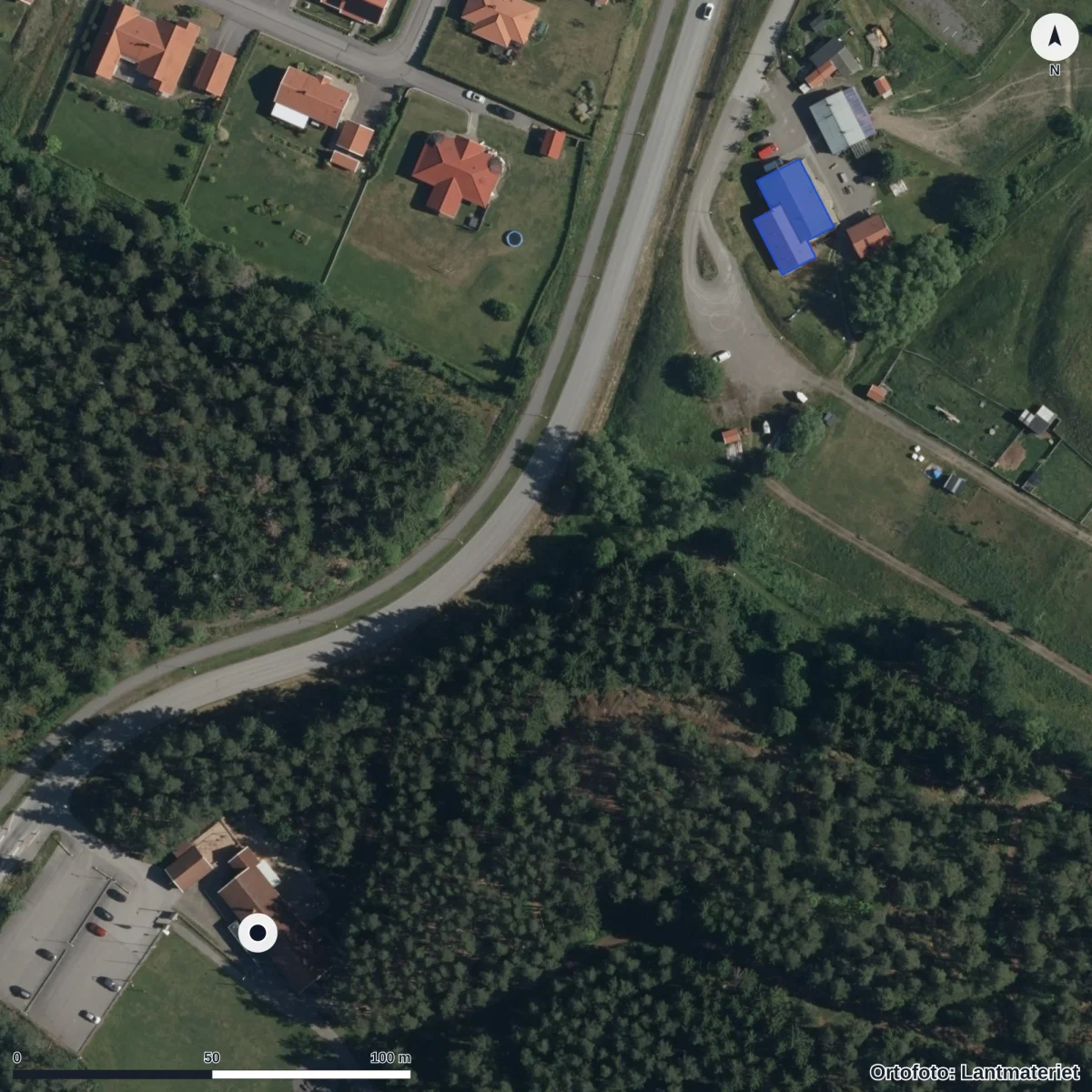 Flygbild över Föräldraföreningen Snigeln, ortofoto från Lantmäteriet