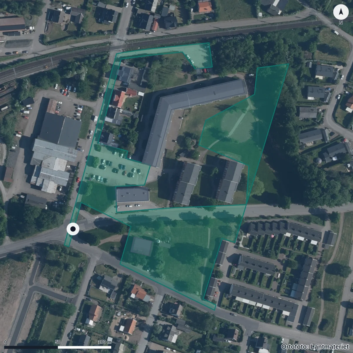 Flygbild över Kyrktuppens Förskola, ortofoto från Lantmäteriet