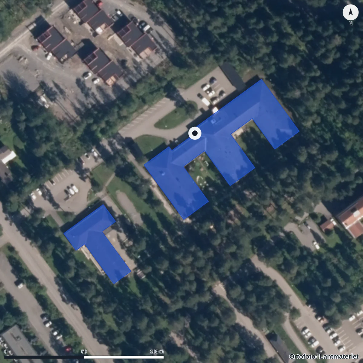 Flygbild över Föräldrakooperativet Knallhatten, ortofoto från Lantmäteriet