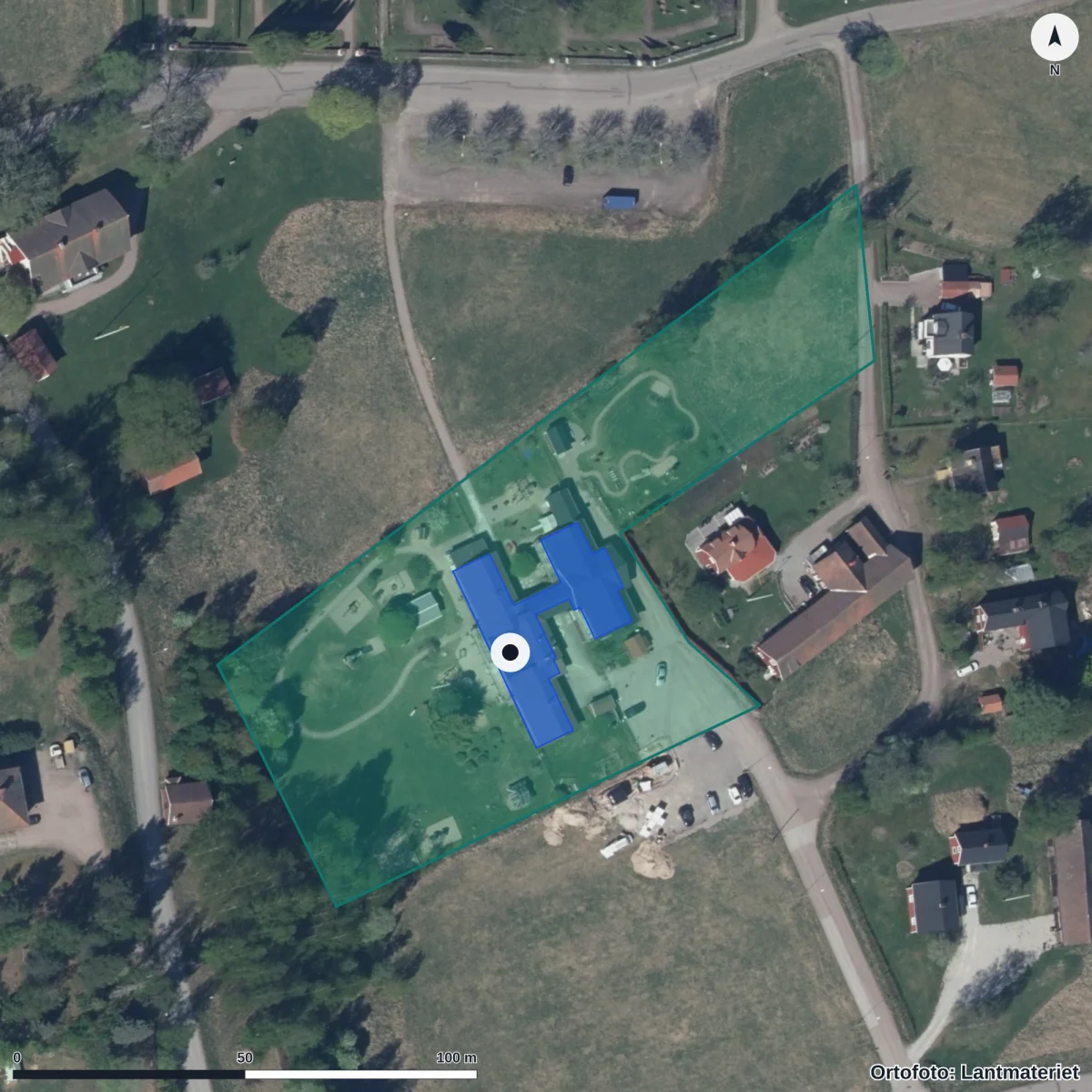 Flygbild över Förskolan Nyckelpigan, ortofoto från Lantmäteriet