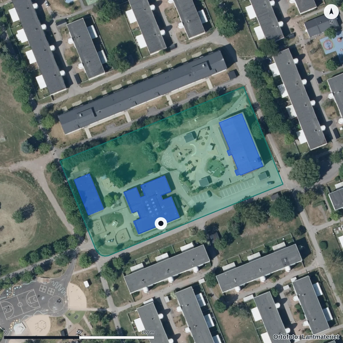 Flygbild över Skattegården 72a, ortofoto från Lantmäteriet
