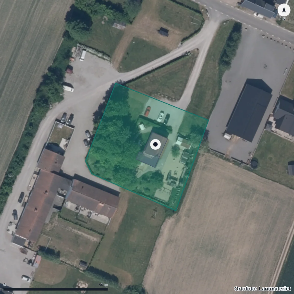 Flygbild över Brandstads Förskola Och Fritidshem, ortofoto från Lantmäteriet