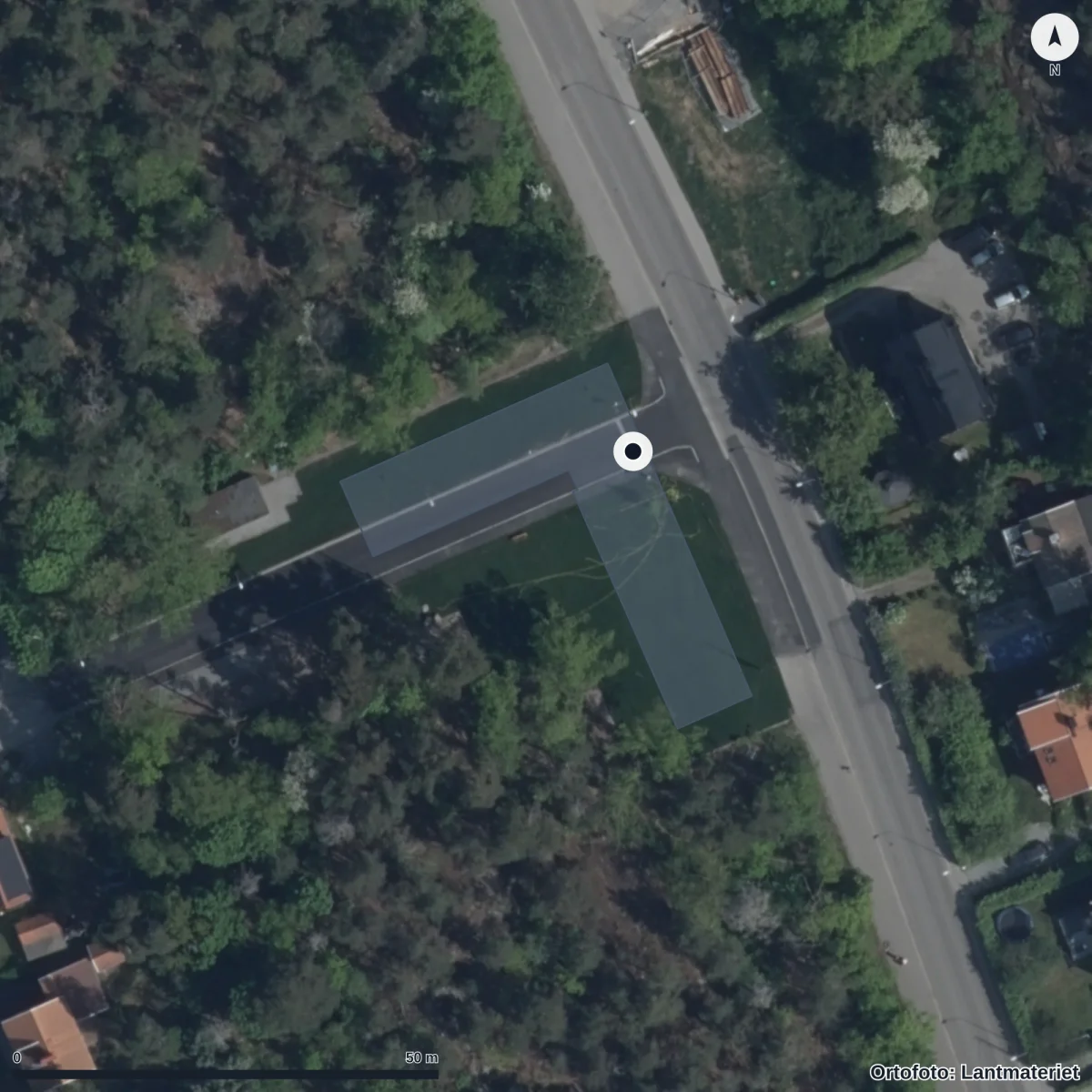 Flygbild över Förskolan Solkatten, ortofoto från Lantmäteriet
