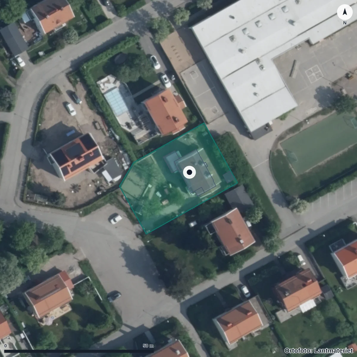 Flygbild över Sålunda Förskola, ortofoto från Lantmäteriet