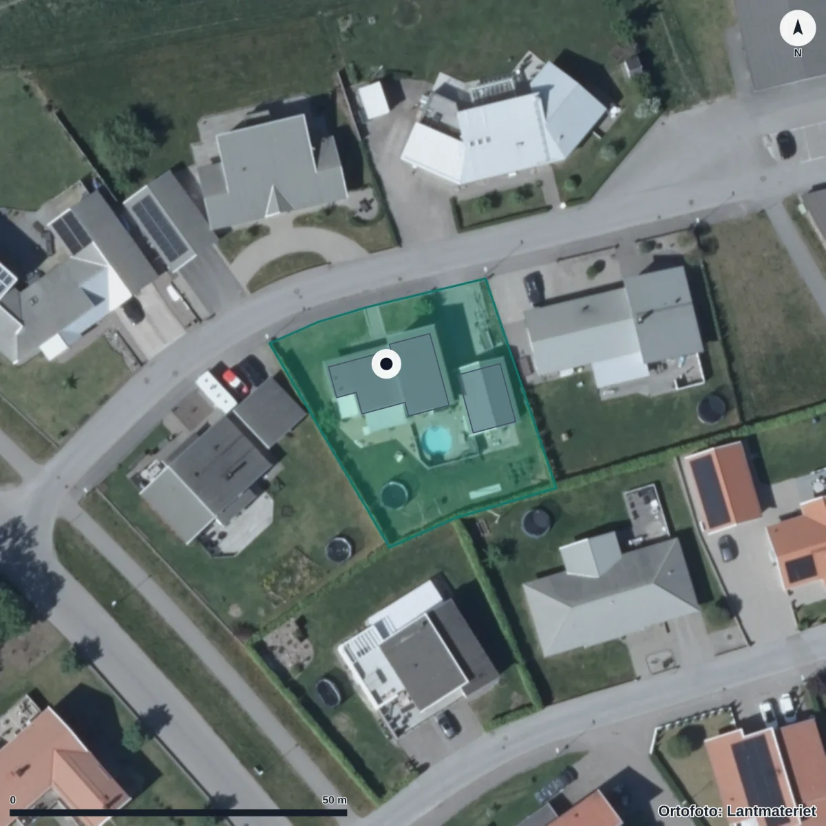 Flygbild över Sagoparken Fristående Förskola, ortofoto från Lantmäteriet
