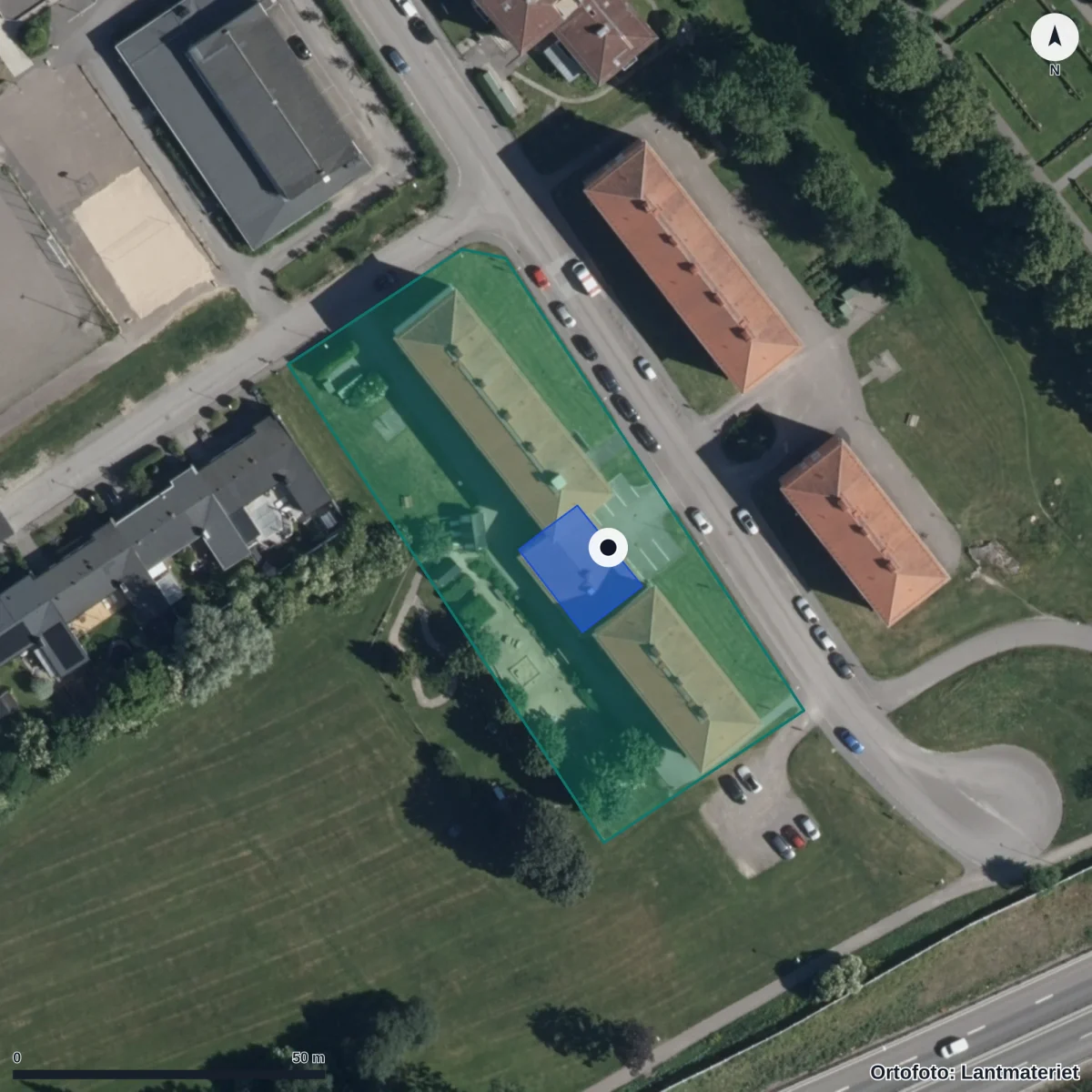 Flygbild över Visans Förskola, ortofoto från Lantmäteriet