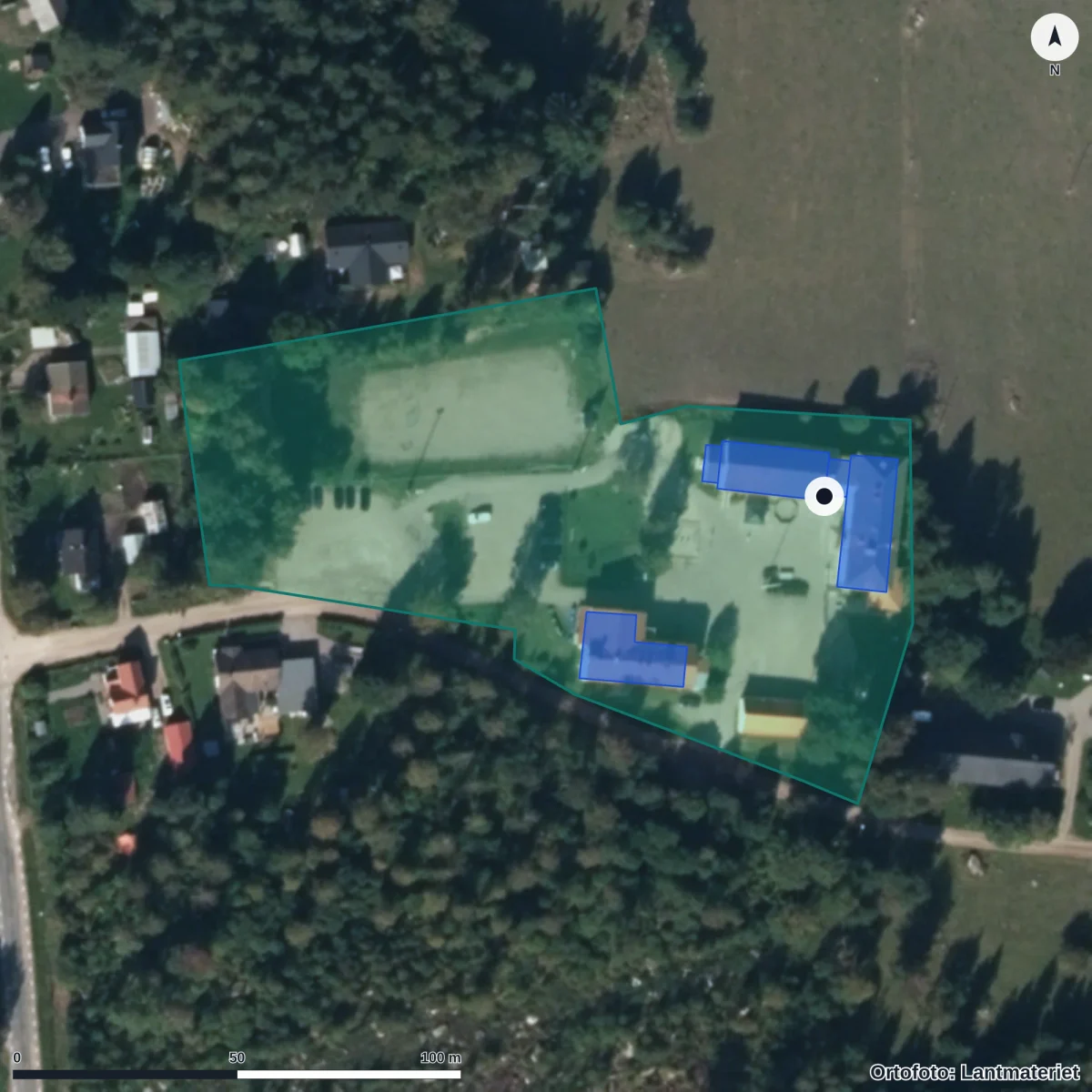 Flygbild över Knåda Förskola, ortofoto från Lantmäteriet