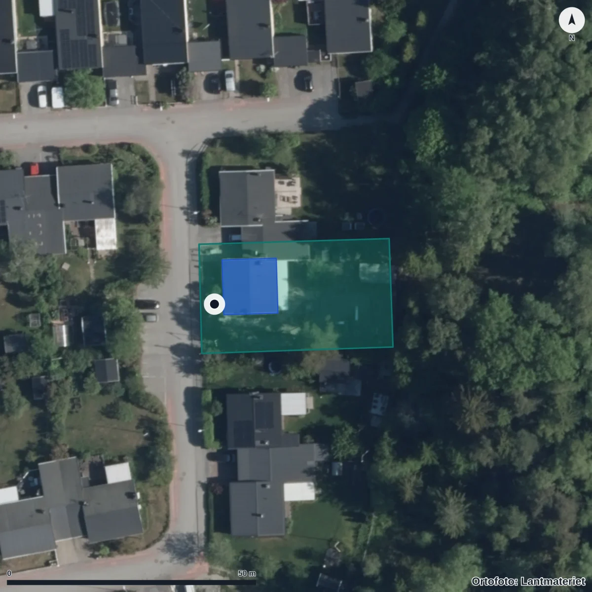 Flygbild över Föräldrakooperativet Trollgården, ortofoto från Lantmäteriet