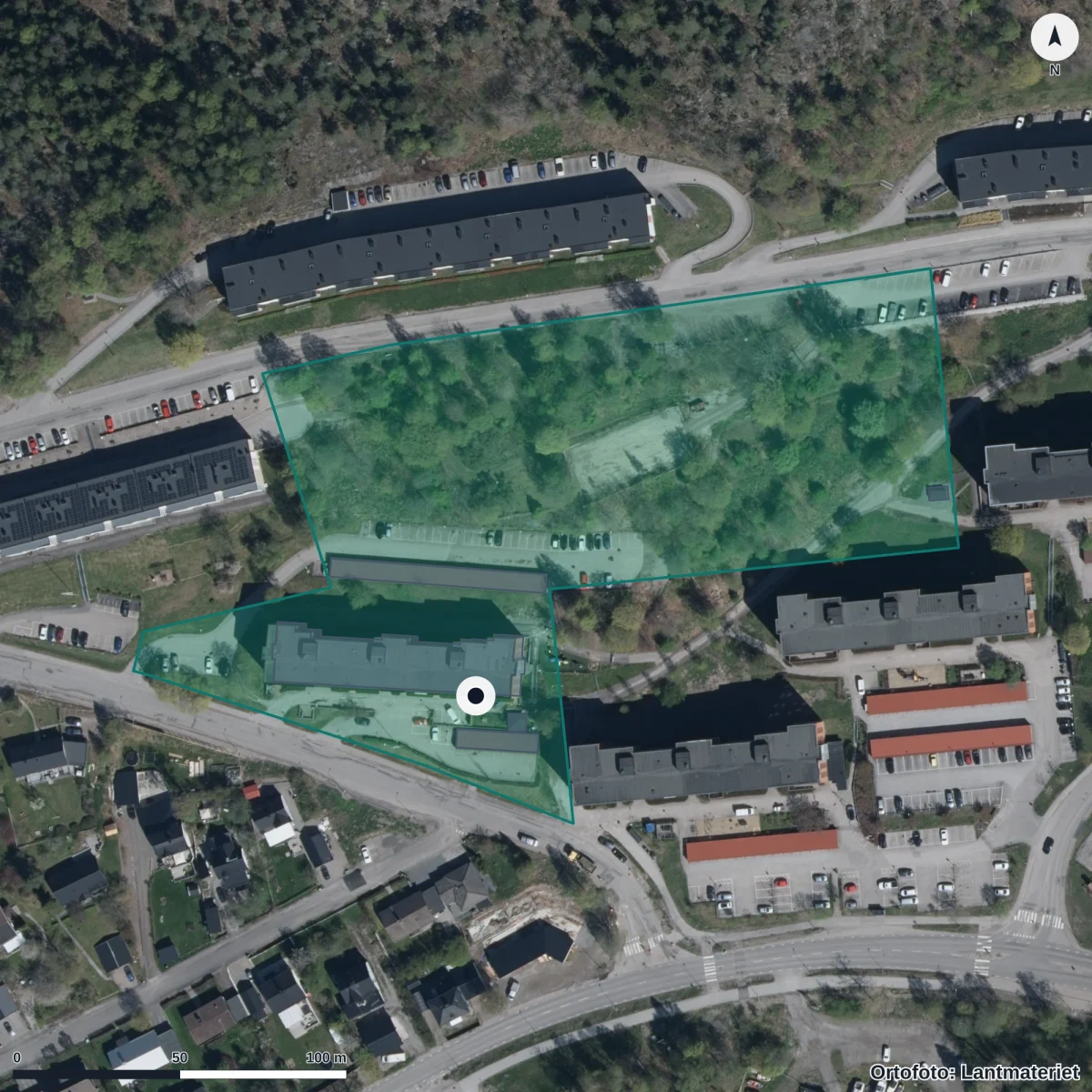 Flygbild över Drakstadens Förskola, ortofoto från Lantmäteriet