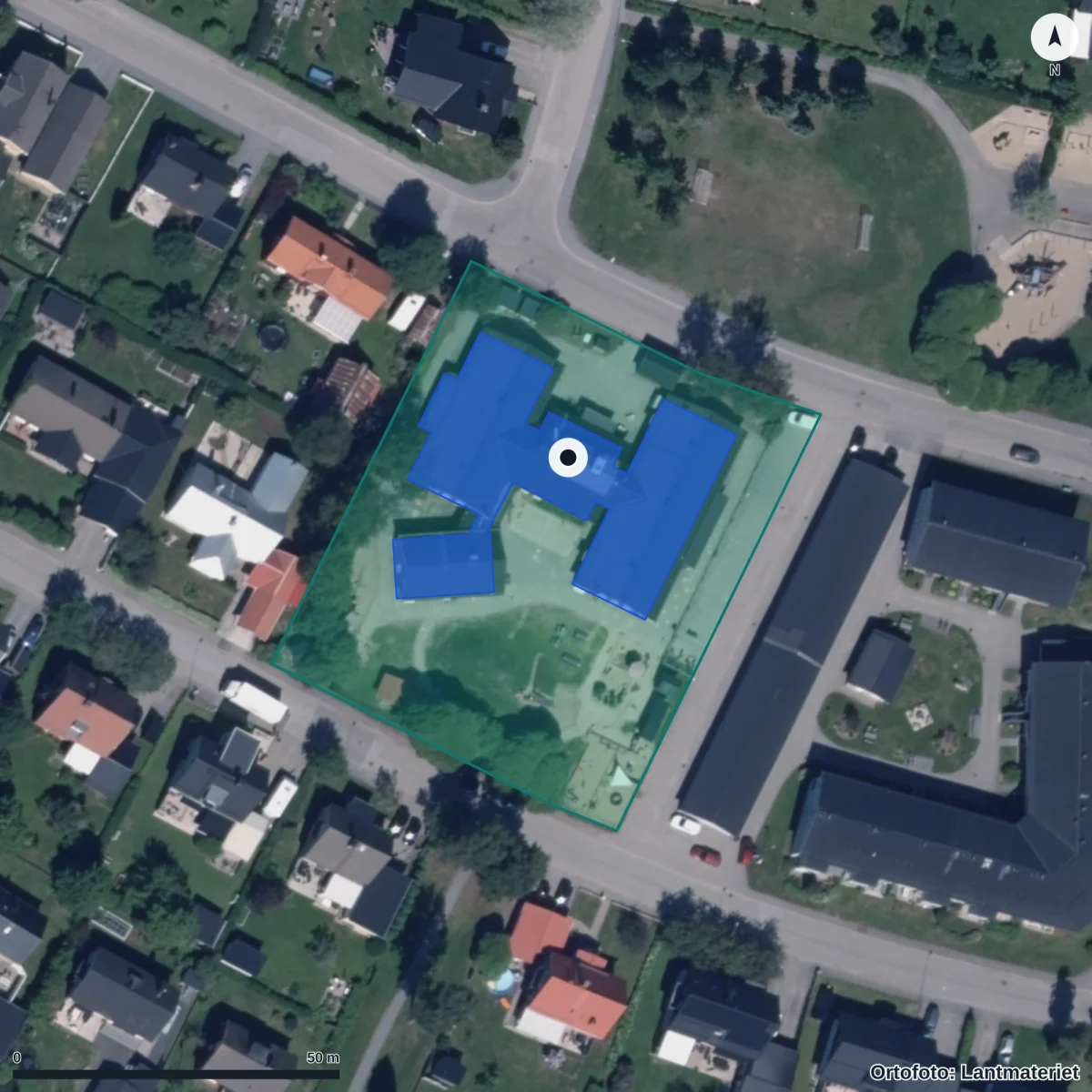 Aerial view of Förskolan Karlavagnen Teg, orthophoto from Lantmäteriet