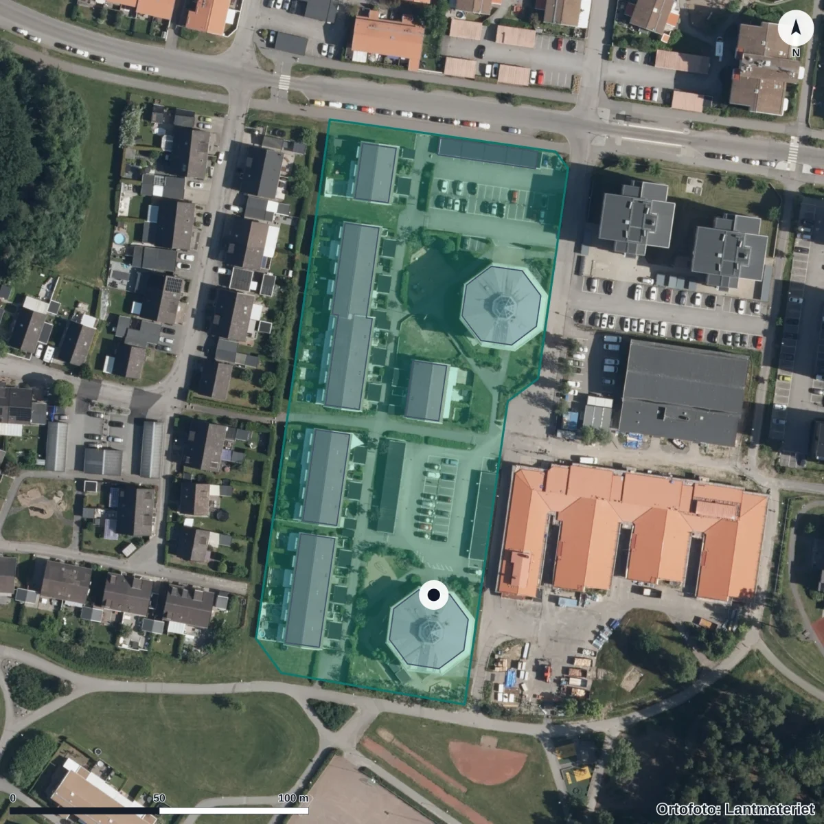 Flygbild över Enbärets Förskola, ortofoto från Lantmäteriet
