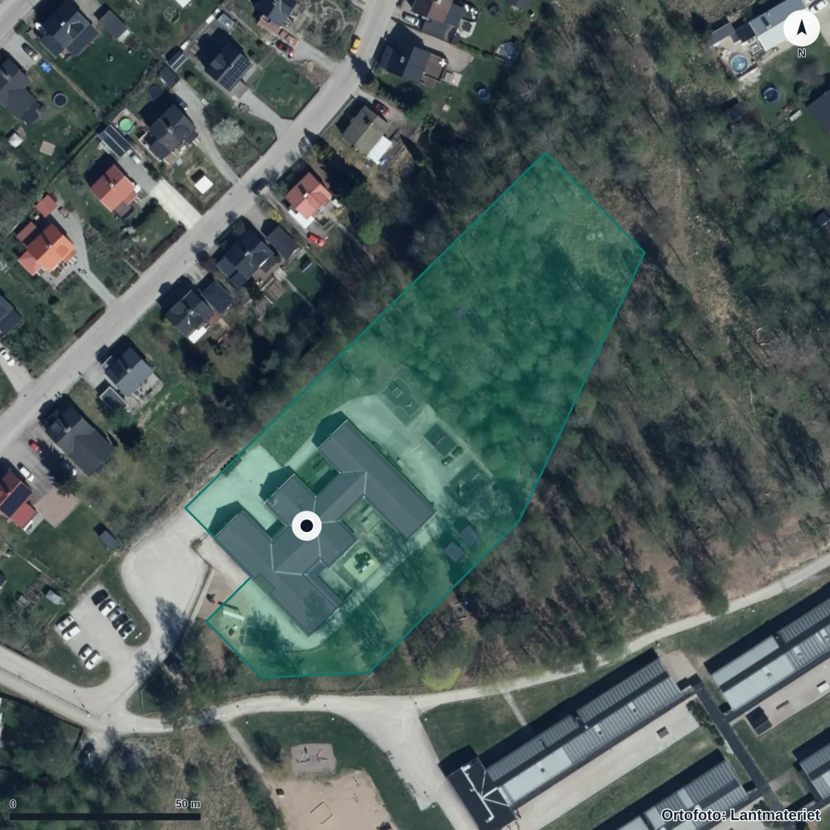 Flygbild över Björksta, ortofoto från Lantmäteriet