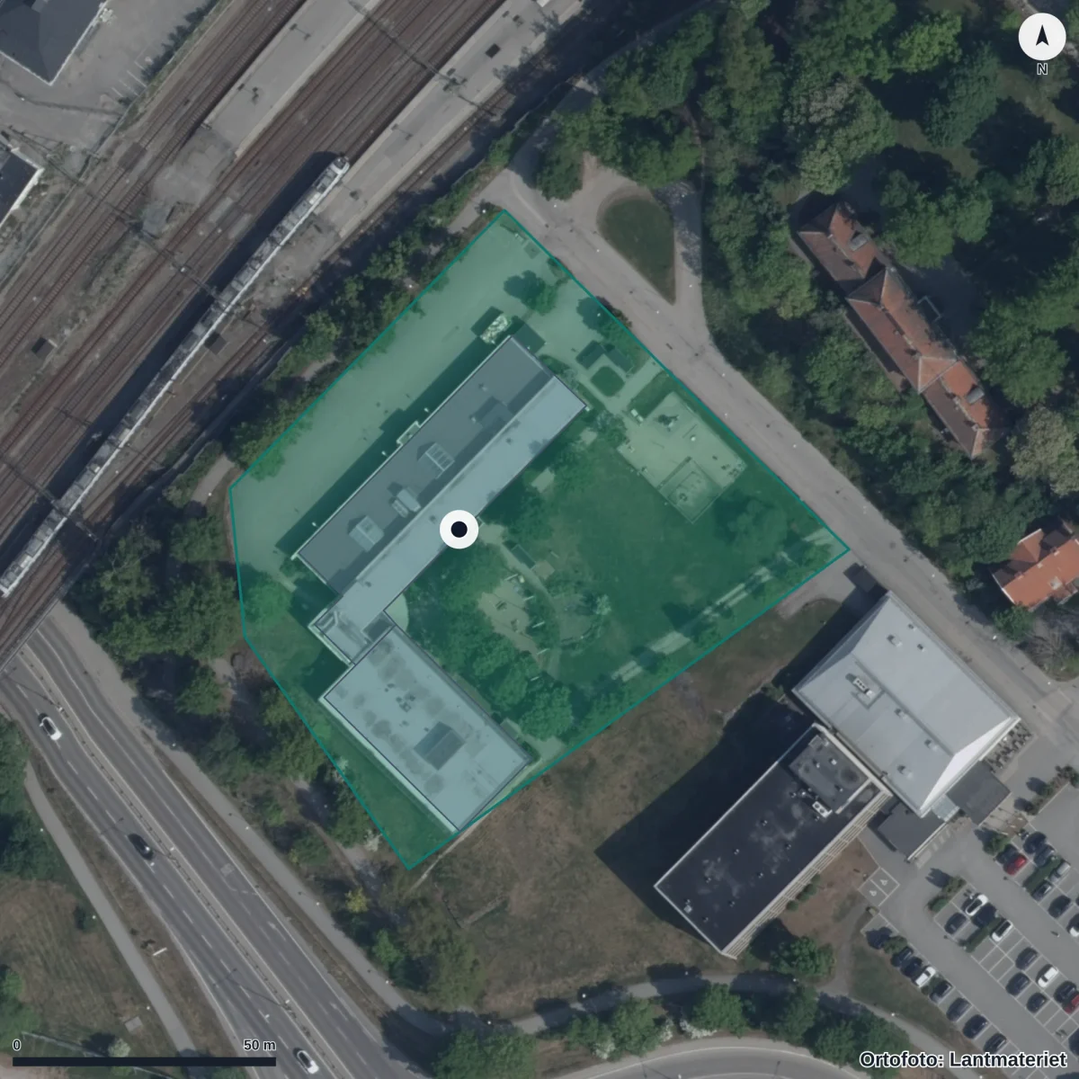 Aerial view of Thoren Framtid Förskola Älvsjö Gård, orthophoto from Lantmäteriet