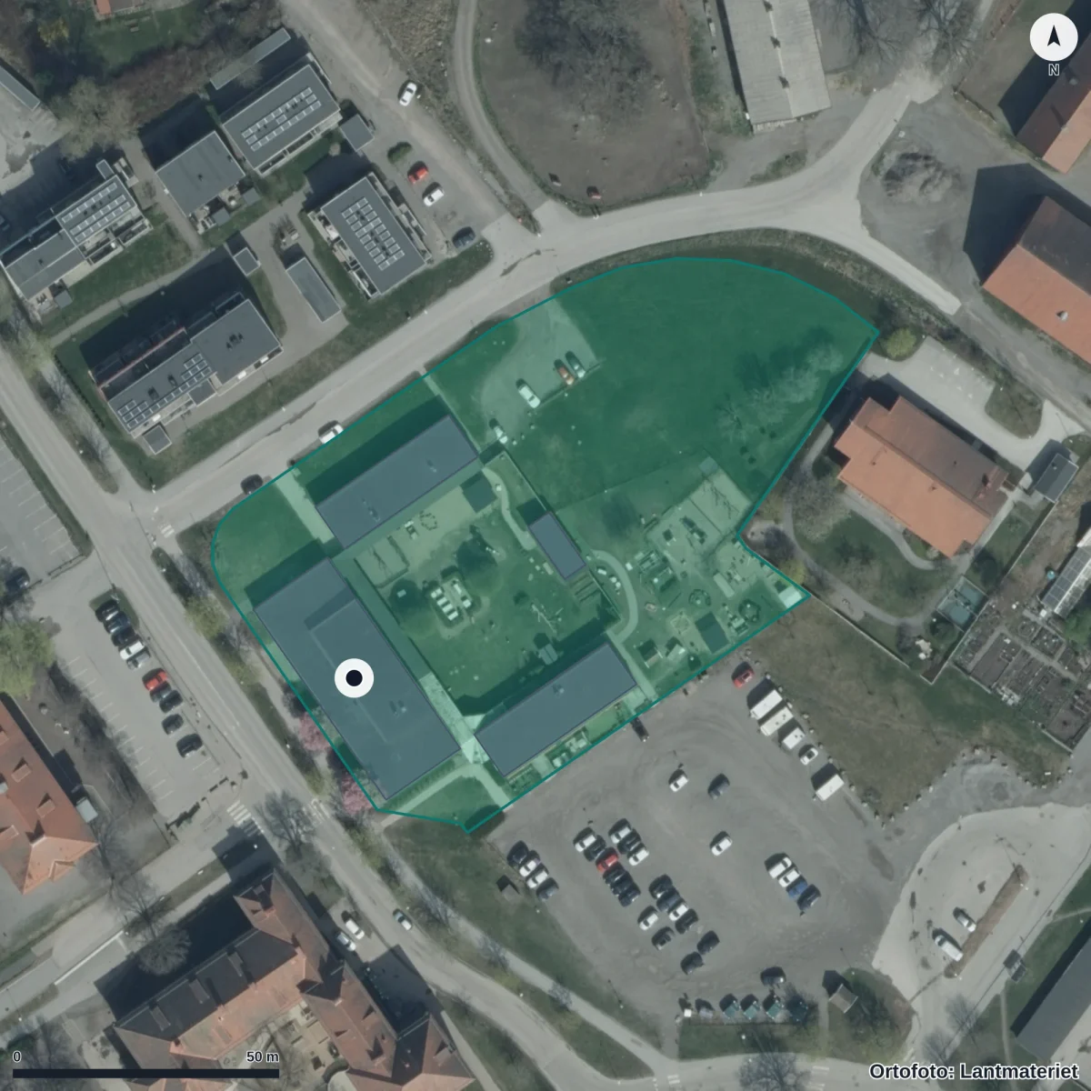 Flygbild över Stugans Privata Förskola Ekonomisk Förening, ortofoto från Lantmäteriet