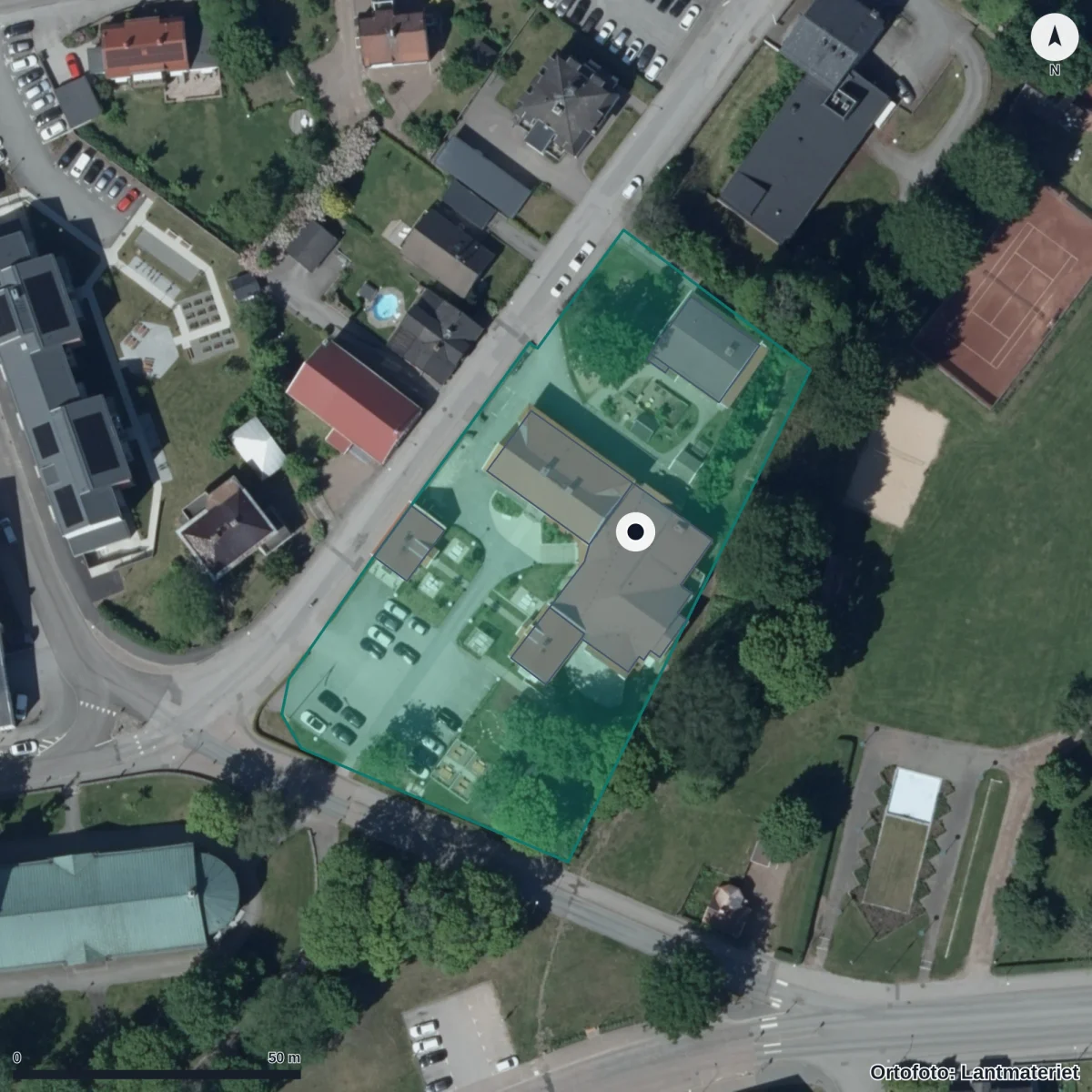 Flygbild över Förskolan Ugglan, ortofoto från Lantmäteriet