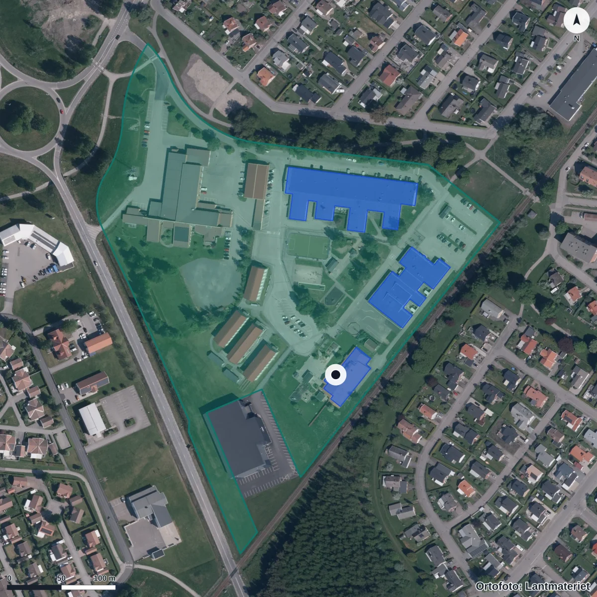 Flygbild över Lilleskogs skola, ortofoto från Lantmäteriet