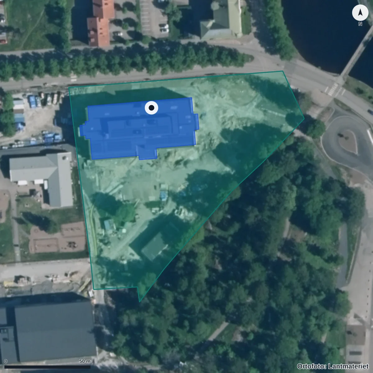 Flygbild över Stjärnskolan, ortofoto från Lantmäteriet