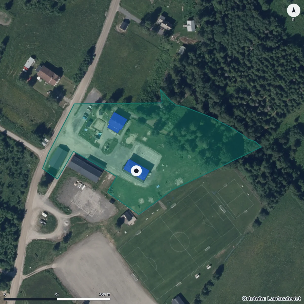 Flygbild över Västanåskolan, ortofoto från Lantmäteriet