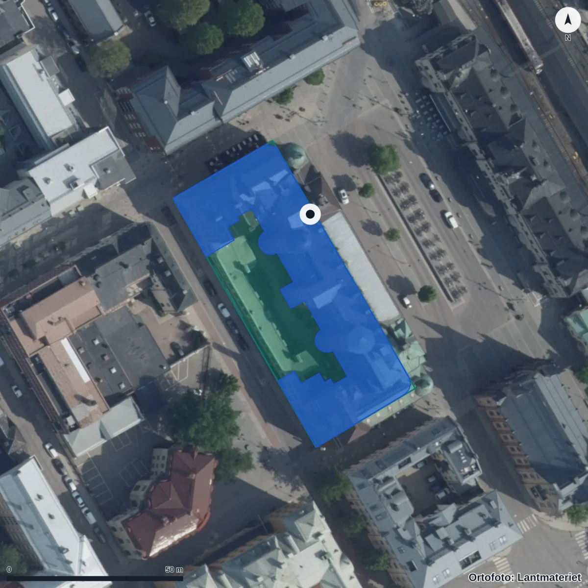 Flygbild över Drottning Blankas Gymnasieskola Gävle, ortofoto från Lantmäteriet