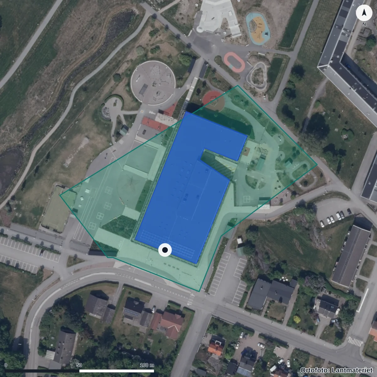 Flygbild över Oxelöskolan, ortofoto från Lantmäteriet