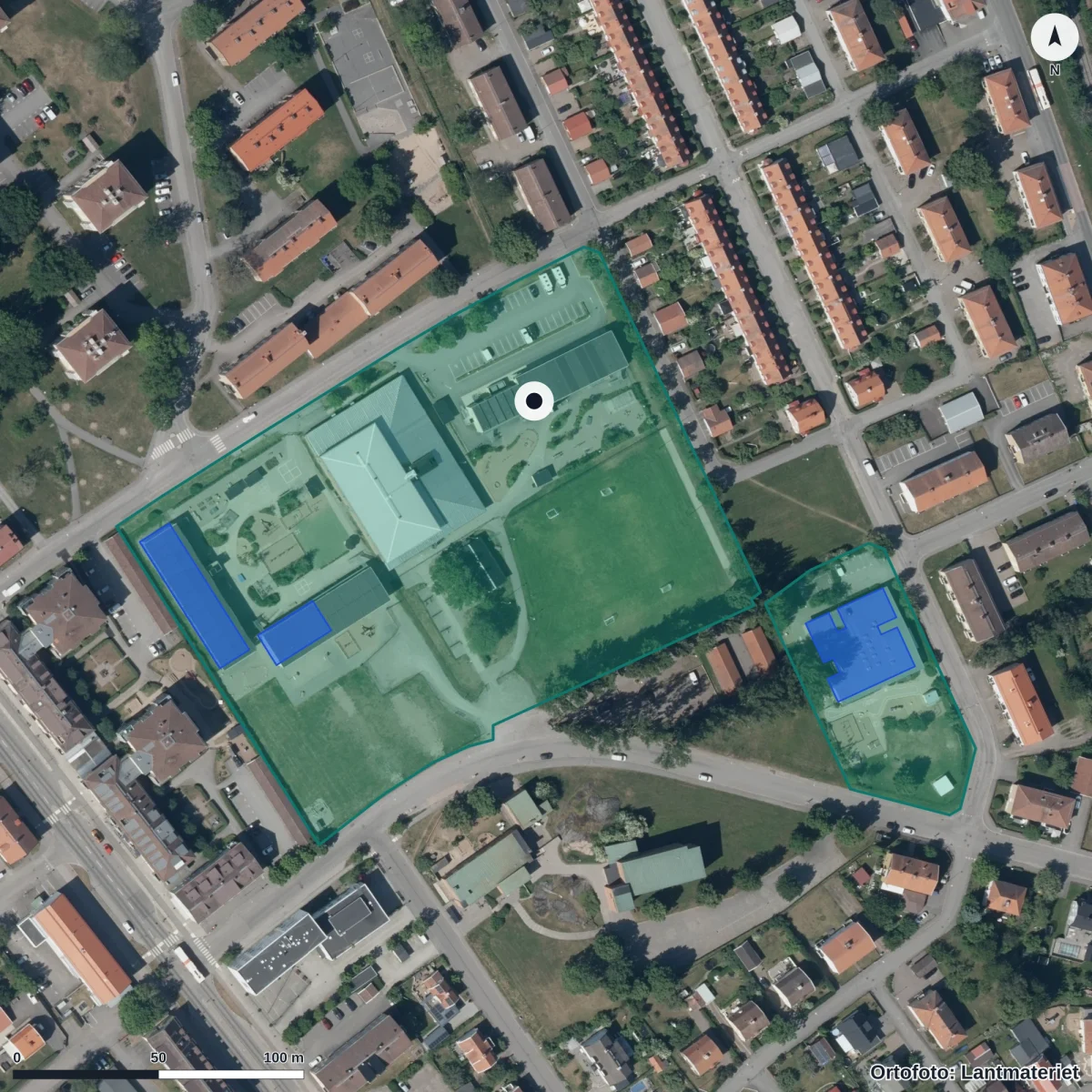 Flygbild över Kungsbergsskolan, ortofoto från Lantmäteriet