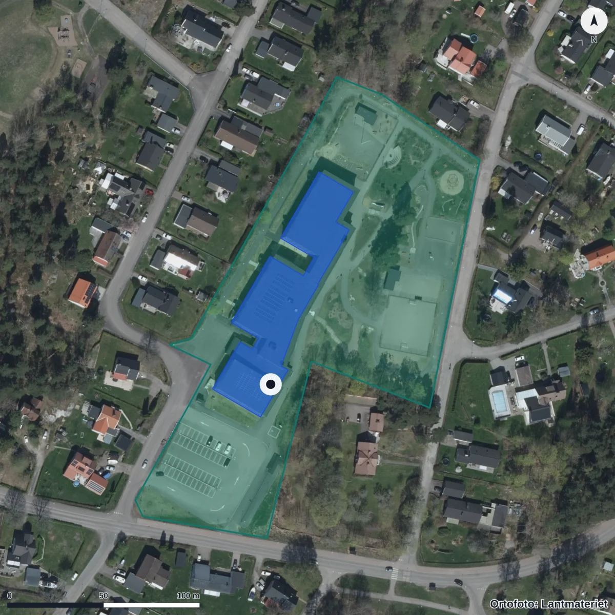 Flygbild över Götetorps skola F-6, ortofoto från Lantmäteriet