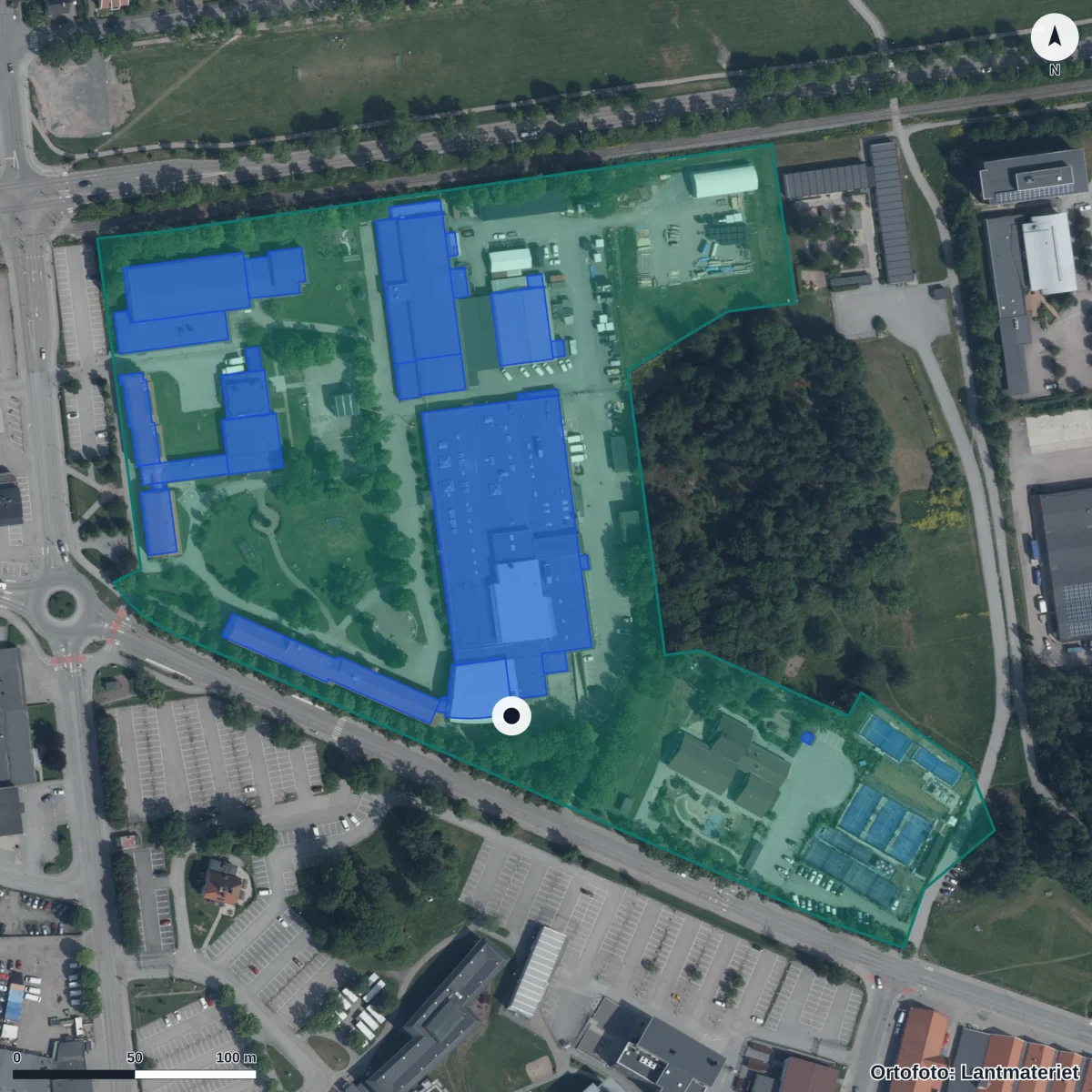 Flygbild över Utbildnings- och jobbcenter 2, ortofoto från Lantmäteriet